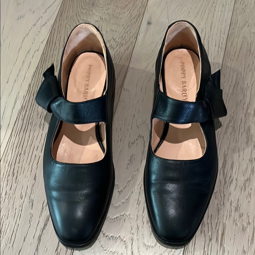 Poppy Barley Black Leather Women's Shoes